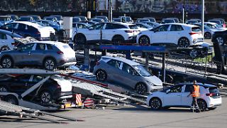 Volkswagen bricht trotz höherer Einnahmen der Gewinn ein