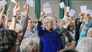 «Trop chaud»: Diese Seniorinnen lässt das Klima nicht kalt