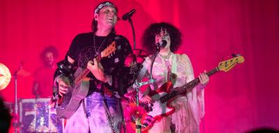 Arcade Fire und der rosa Elefant im Raum