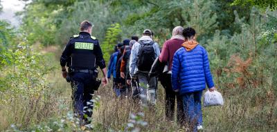 Merz lässt „nationale Notlage“ beim Thema Migration ausrufen