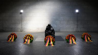 "Die Angriffe kommen von mehreren Seiten"