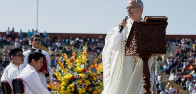 Gummistiefel und klare Worte – Was den neuen Papst in Peru so populär machte
