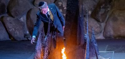 „Mit Entsetzen und Scham“ – Wadephul besucht Yad Vashem
