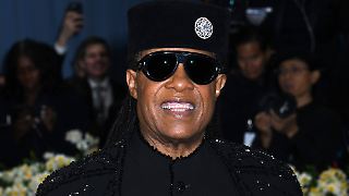 Stevie Wonder singt trotz schweren Herzens