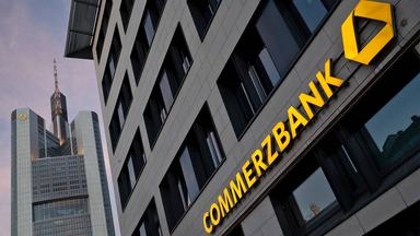 Commerzbank treibt Stellenabbau voran