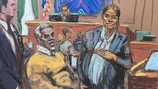 Anwälte nehmen Combs' Ex-Freundin ins Kreuzverhör