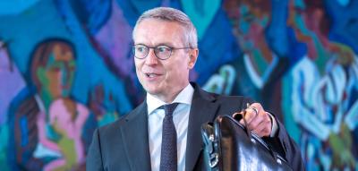 Deutschlands erstes Ministerium ohne Faxgeräte
