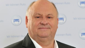 Kfz-Gewerbe Thüringen: Helmut Peter bleibt Verbandspräsident