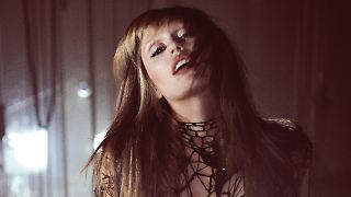 Miley Cyrus tritt auf die Soundbremse