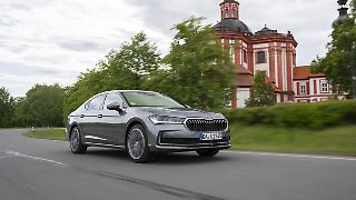 Skoda Superb iV - ein feiner Teilzeit-Stromer