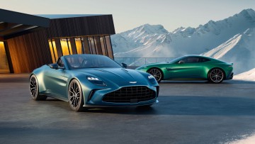 Aston Martin Vantage Roadster: The Spirit and the Sky