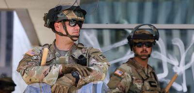 Trump schickt 700 Marines nach Los Angeles – und erwägt Verhaftung des kalifornischen Gouverneurs