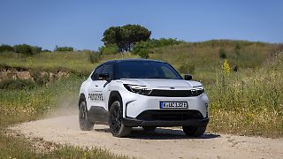 Mit dem Toyota Urban Cruiser AWD geht's auch auf Abwegen gut