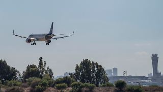 Airlines leiten nach israelischem Angriff Flüge um