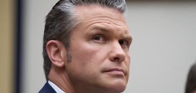 „Pläne für alle Eventualitäten“ – Hegseth über Einmarsch in Grönland