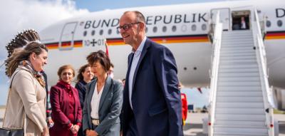 Mit Trump in den Bergen – Bundeskanzler Merz trifft in Kanada ein