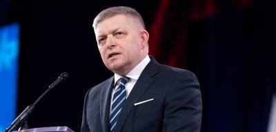 Slowakischer Regierungschef bringt Nato-Austritt ins Spiel