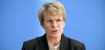 „Eigene Wirtschaft nicht durch eine überambitionierte Klimapolitik abwürgen“
