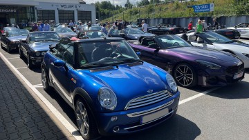 Weller Cabrio Day: Auf großer Korsofahrt
