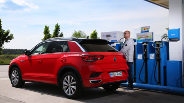 Spritpreise: An der Autobahn tankt es sich gut 40 Cent teurer