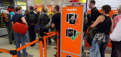 Prämien fürs Erwischen – Die neue Handgepäcks-Masche von Easyjet