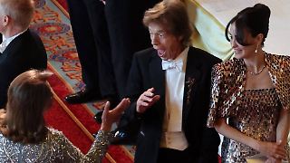 Mick Jagger und Elton John feiern mit den Royals und Macron