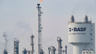 BASF gibt Jahresziele auf - nur Mini-Gewinn im Frühjahr