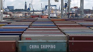 Chinas Exporteure trotzen im Juni Zollstreitigkeiten