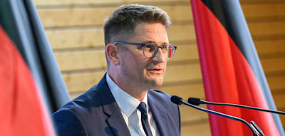 AfD Brandenburg wirft Innenminister Täuschung vor