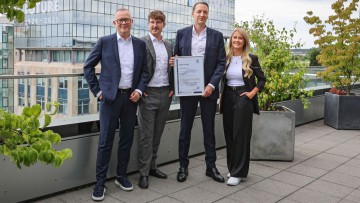 Nachhaltigkeit mit System: Dekra für Energieeffizienz ausgezeichnet