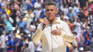 Robbie Williams kapituliert vor erwartetem Unwetter