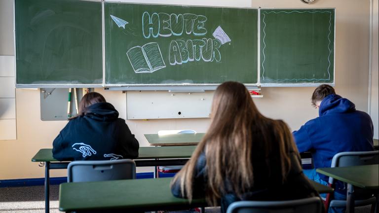 Lehrerverband kritisiert "Flut an Einser-Abis"