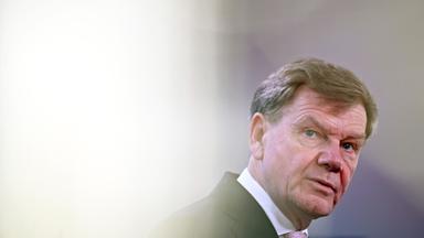 Der deutsche Kurs bleibt