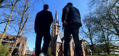Union nimmt Kirchen in finanzielle Verantwortung, wenn sie Abschiebungen verhindern