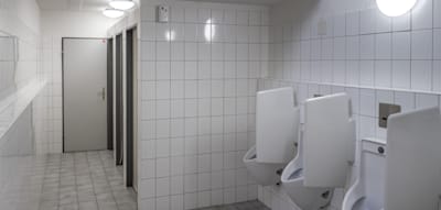 Nach Druck von Jugendlichen – Kieler Schulen müssen künftig genderneutrale Toiletten einrichten