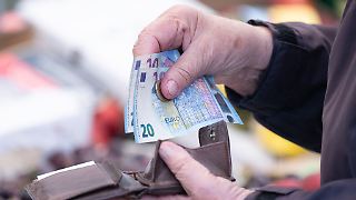 IW: Zahl der Aufstocker steigt erstmals seit 15 Jahren