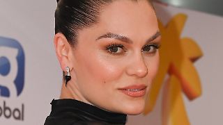 Jessie J muss nach Brustkrebs-OP zurück ins Krankenhaus