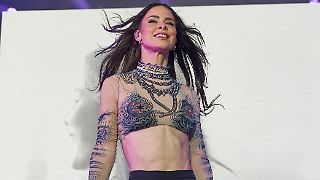 Lena likt und feiert