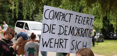Rechtsextreme feiern Rückkehr von „Compact“ – Proteste gegen Sommerfest in Sachsen-Anhalt