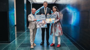 Licht-Sicht-Test 2025: Bundesverkehrsminister Schnieder gibt Startschuss