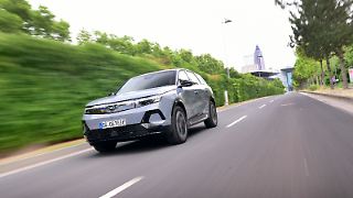 Erste Fahrt im ultrastarken Grandland Electric AWD