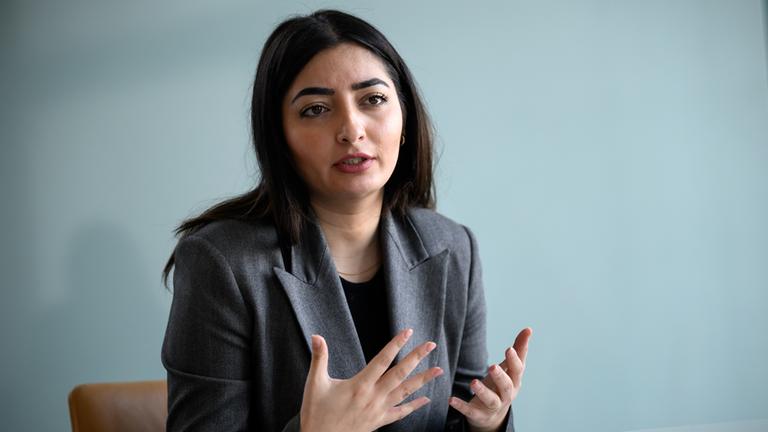 Ministerin mit schwierigem Auftrag