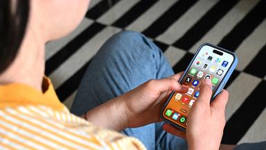 Kinderschutzbund lehnt Altersgrenze für Social Media ab