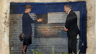 Geöffnete Zeitkapsel weckt Erinnerung an Prinzessin Diana