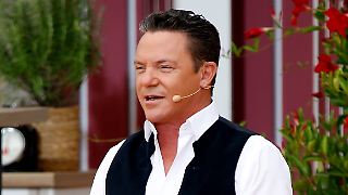 Stefan Mross singt live für seine kürzlich gestorbene Mutter