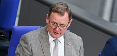 Ramelow fühlt sich missverstanden – „lohnt sich, Schwarz-Rot-Gold zu verteidigen“