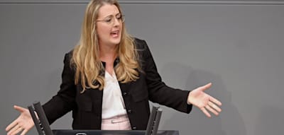Die Grünen und die „Merkel-Lücke“ – Fraktionschefin widerspricht Habeck