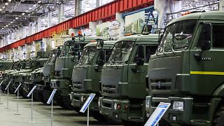 Rüstung und Sanktionen bremsen Russlands Wirtschaft aus