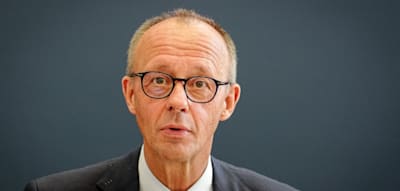 „Wir werden den Sozialstaat mit Klauen und Zähnen verteidigen“ – SPD-Politiker attackieren Merz