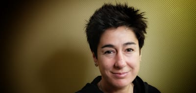 Anfeindungen gegen Dunja Hayali und Elmar Theveßen – Oberstes ZDF-Gremium schaltet sich ein